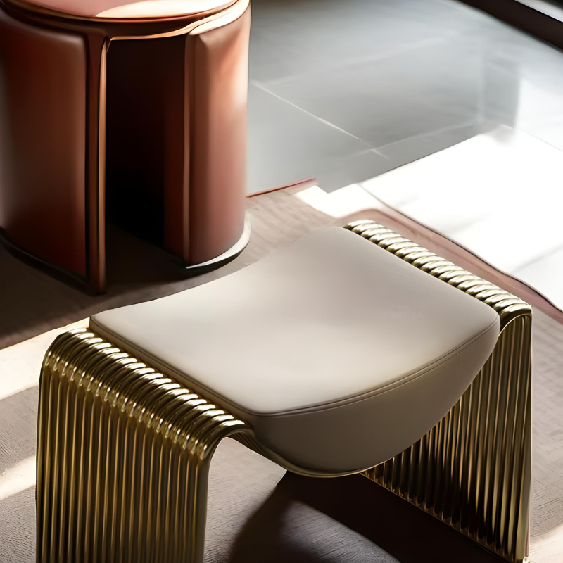 Banc de Chambre Luxe et Minimalisme | Structure Métal et Style Italien