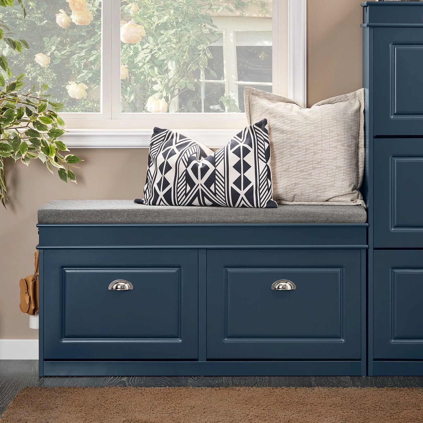 Banc à Chaussures au Design Scandinave | Assise et Rangement Compact