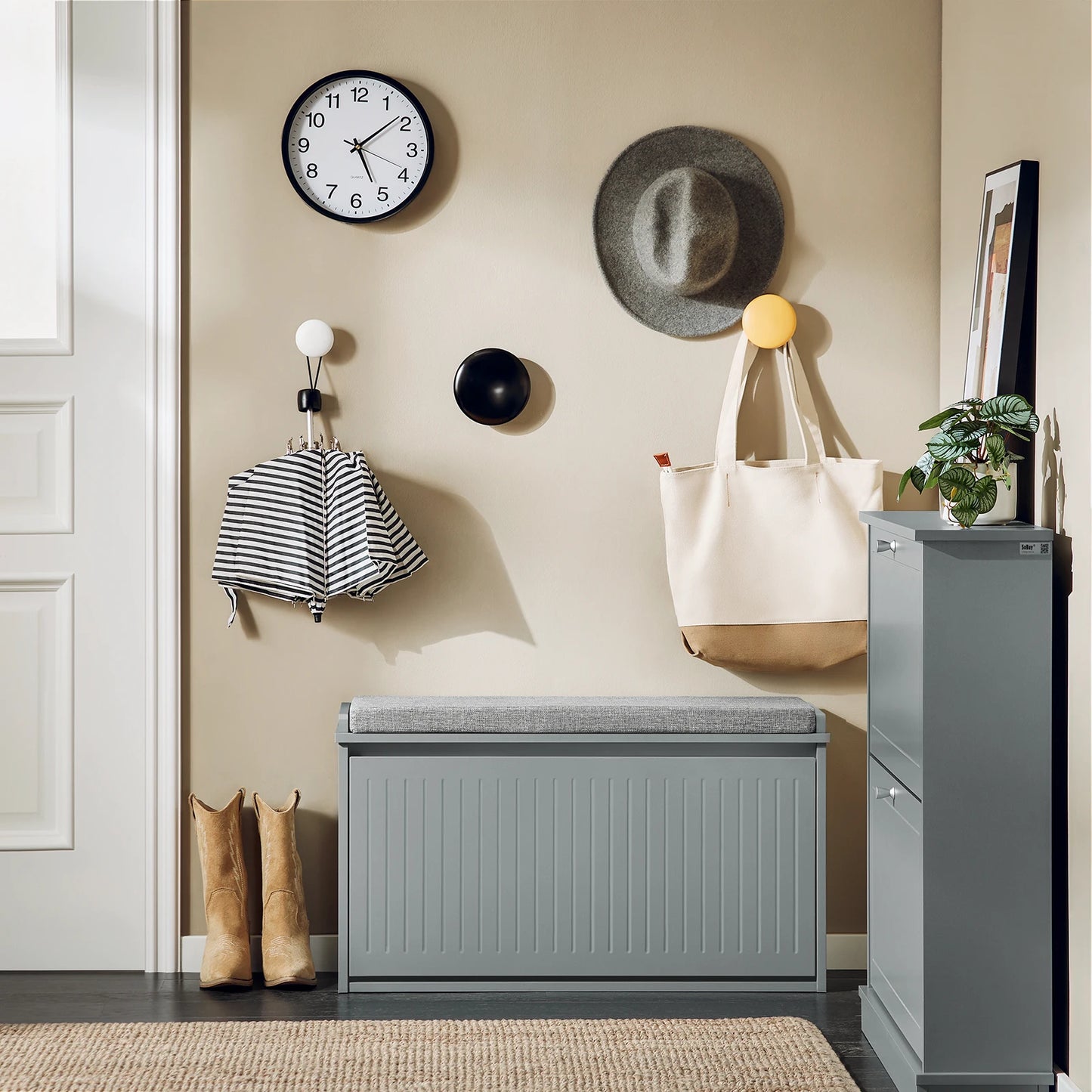 Banc d’Entrée Design Nordique avec Rangement à Chaussures | Minimaliste et Pratique