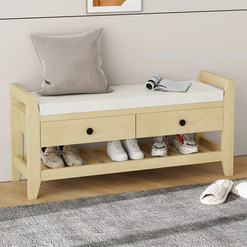 Banc à chaussures design nordique avec assise confortable et espace de rangement caché, en bois clair et finition élégante.