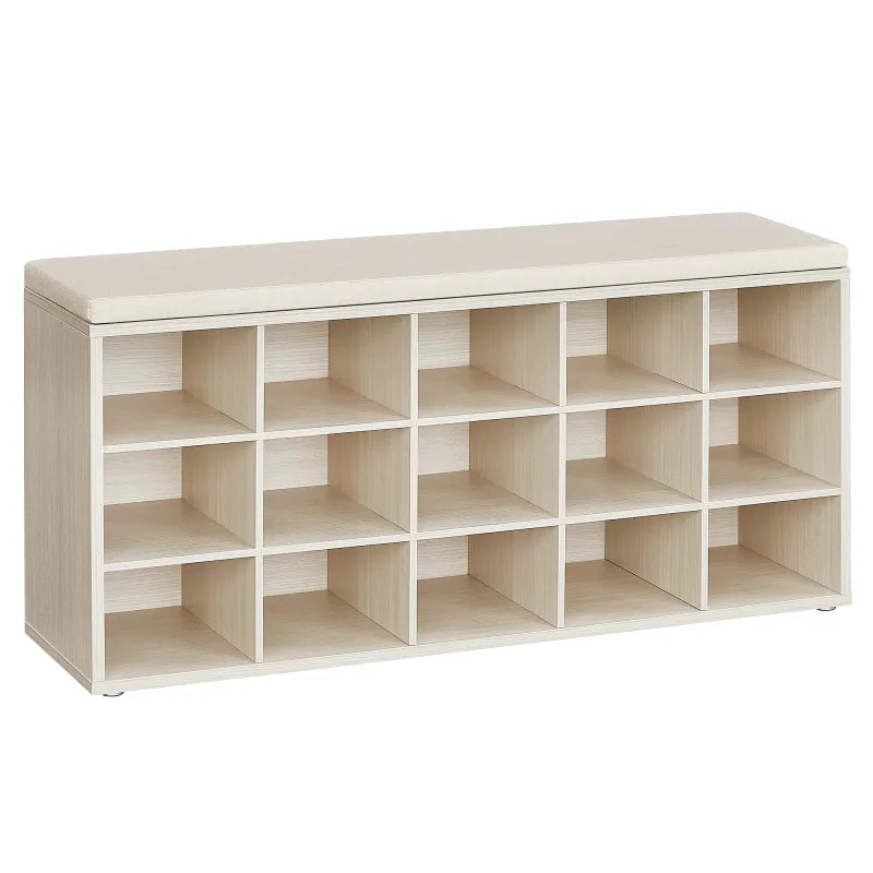 Banc à chaussures design scandinave beige avec assise rembourrée et 9 compartiments pour le rangement.