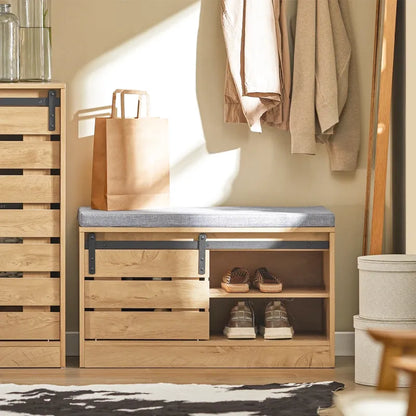 Banc à chaussures moderne Maison Banc avec porte coulissante en bois marron, design scandinave épuré pour l'entrée.