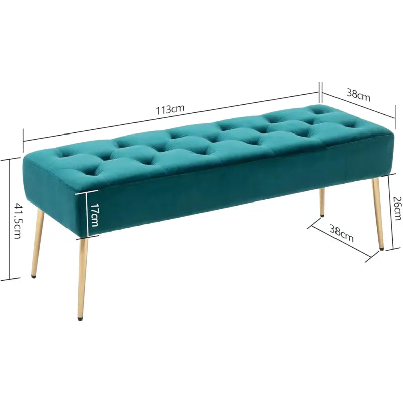 Banc bout de lit en velours vert et bleu, rembourré, design minimaliste, par Maison Banc, dans un intérieur moderne.