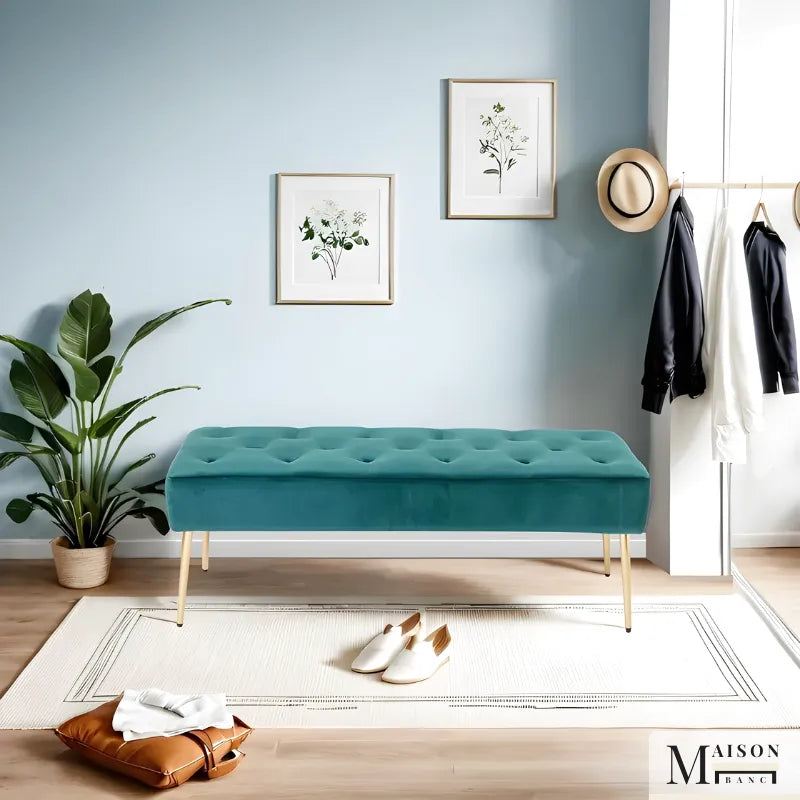 Banc bout de lit en velours vert et bleu, rembourré, design minimaliste par Maison Banc, assise élégante et confortable