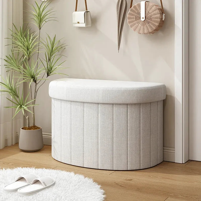 Banc coffre de rangement en demi-cercle Maison Banc, design épuré blanc et gris, meuble décoratif pratique pour l'intérieur