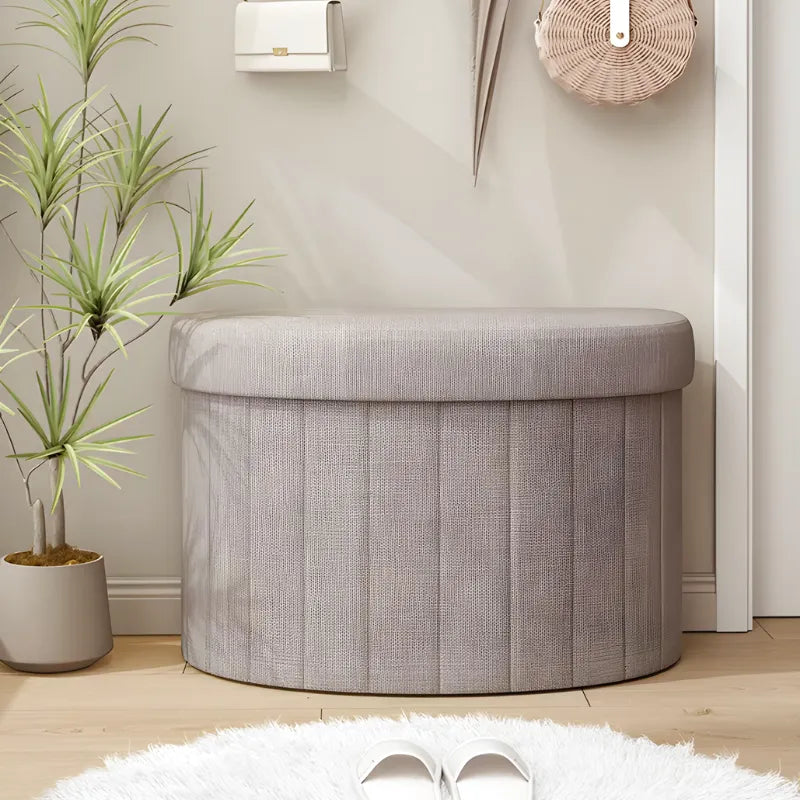 Banc coffre de rangement en demi-cercle Maison Banc, design épuré et décoratif, couleur marron gris, idéal pour l'entrée ou le salon.