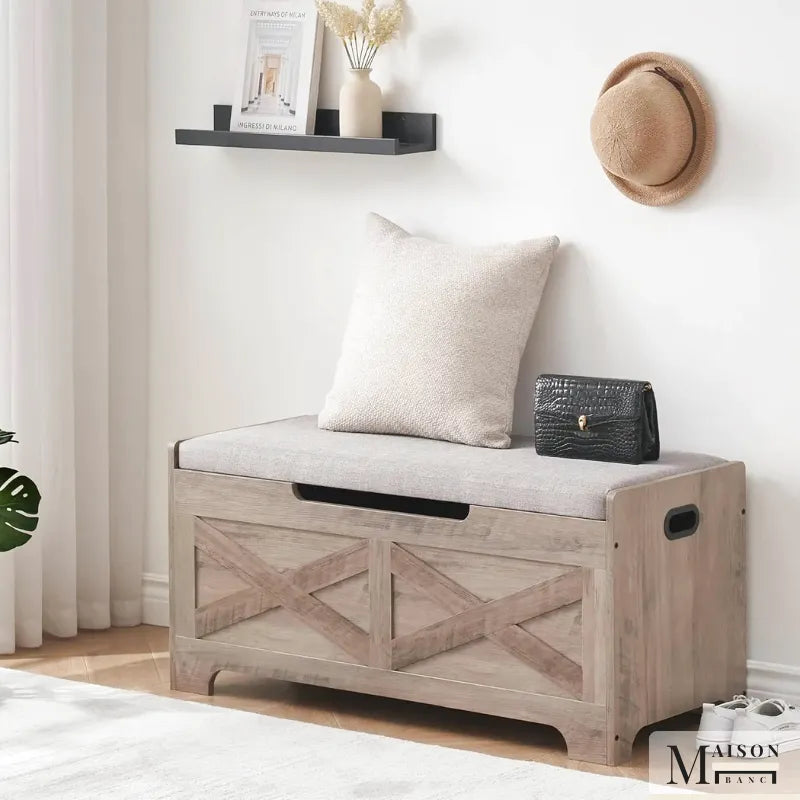 Banc coffre en bois Maison Banc avec rangement, design décoratif et assise confortable pour salon ou entrée.