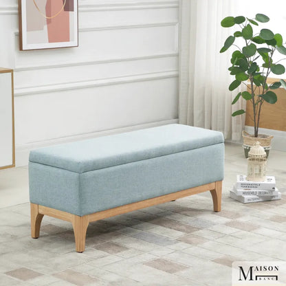 Banquette coffre scandinave luxe Maison Banc avec design minimaliste, en bois clair et élégant pour salon ou entrée.