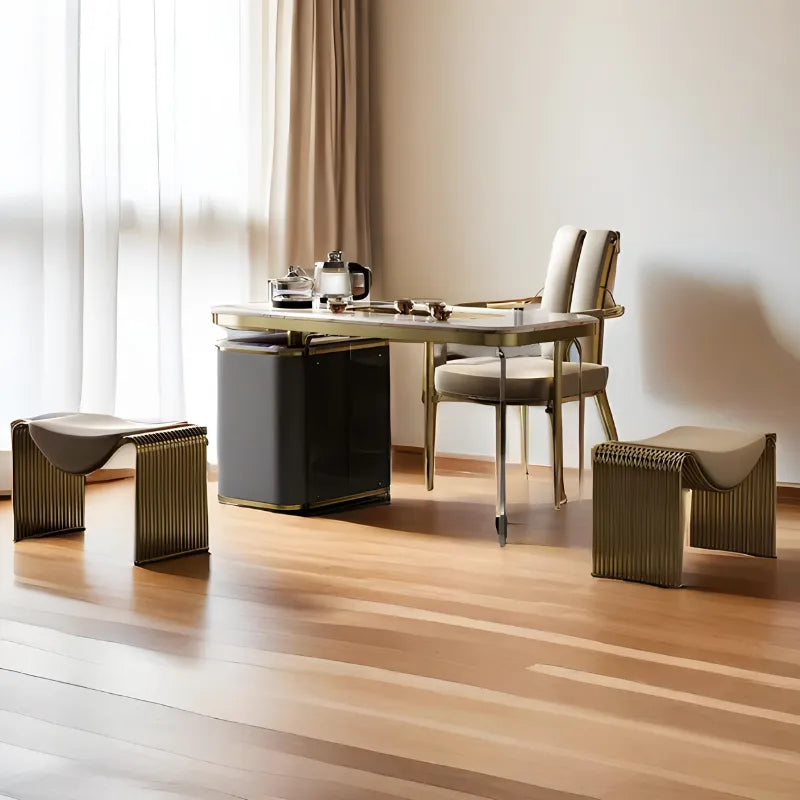 Banc de chambre luxe et minimaliste Maison Banc avec structure en métal doré mat et style italien élégant.