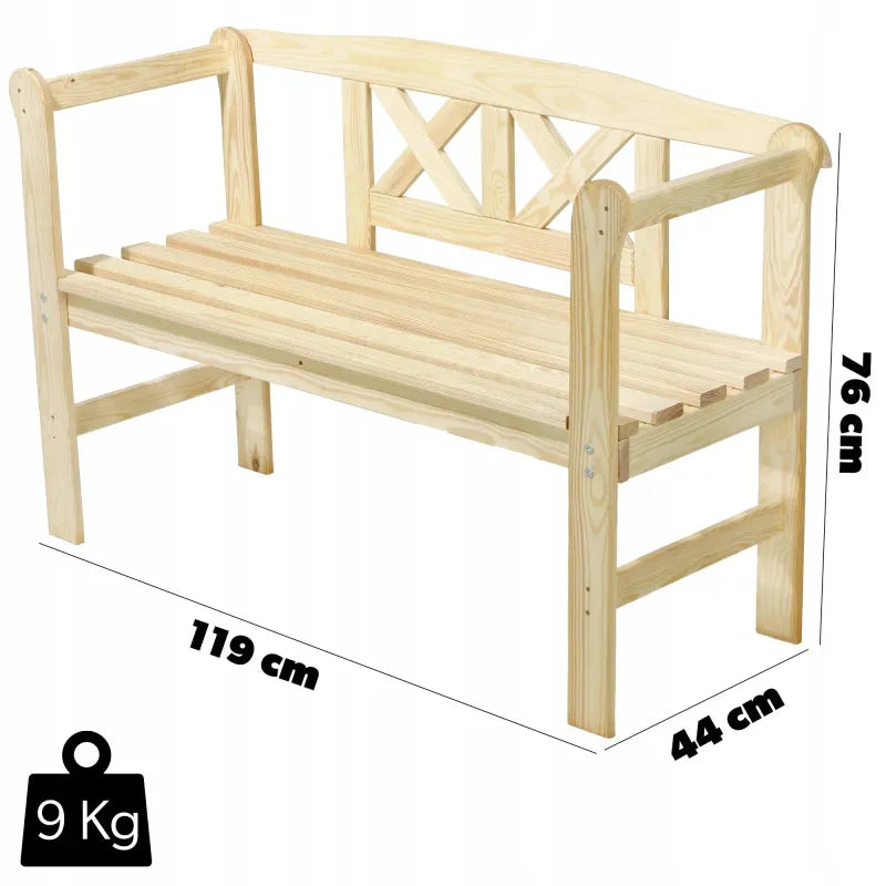 Banc de jardin classique en bois de pin de la marque Maison Banc, assise conviviale et robuste pour espace extérieur.