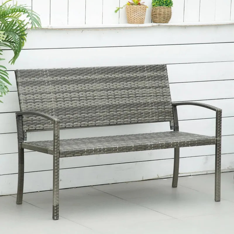 Banc de jardin moderne minimaliste en métal et rotin résistant de couleur gris, conçu par Maison Banc.