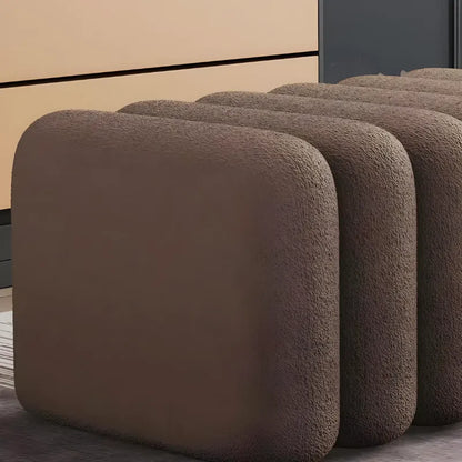 Banc d’entrée Nordique en velours marron café de maison Banc, design luxe, minimaliste et doux pour l’intérieur.
